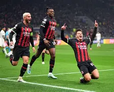 皇马欧冠客场取胜掌控主动权的简单介绍